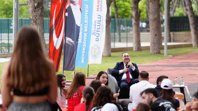 Başkan Dutlulu gençleri dinledi