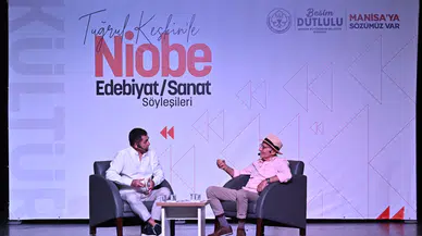 Nihat Behram Manisa'da edebiyatseverlerle buluştu
