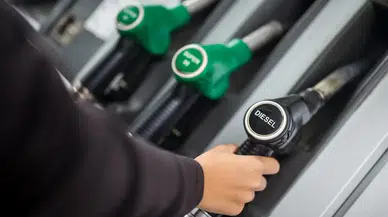 17 Haziran Akaryakıt Fiyatları:  Benzin 63 TL’yi Aştı, Motorin Geri Çekildi