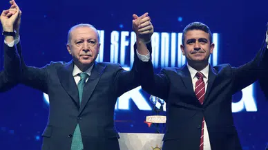 Bir CHP'li belediye başkanı daha resmen AK Partili oldu