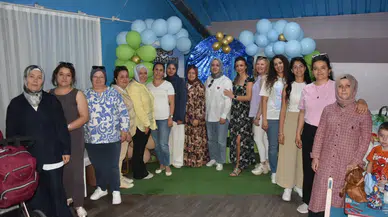 Halil Yurtseven İlkokulu 3/C Sınıfı Öğrencilerine karne hediyesi