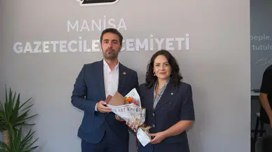 İYİ Parti Manisa İl Başkanı Gözde Aytaç Gazeteciler Cemiyetini ziyaret etti