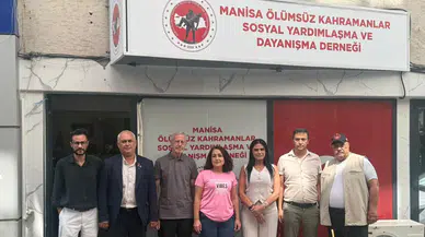 Manisa Ölümsüz Kahramanlar Derneği'nde Başkan Hoşgökçen güven tazeledi
