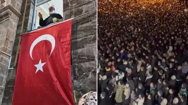 Menzil lideri İzmir'deki kalabalığa bakın nasıl tövbe ettirdi