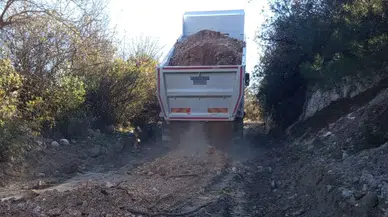 Saruhanlı Belediyesi’nden “Tepeler Ardı” yolunda ıslah çalışması