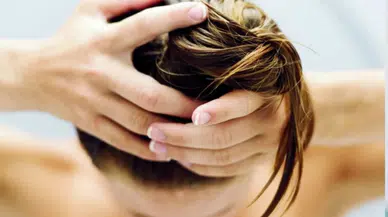 Saç Neden Çabuk Yağlanır? Şampuan ve Saç Kremi Nasıl Doğru Kullanılır?