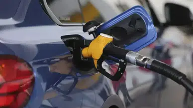 Benzine İndirim, Motorine Zam Bekleniyor: 10 Ekim’de Fiyatlar Ters Yönde Değişebilir