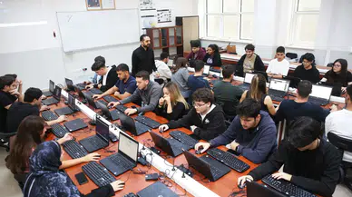 Maxion İnci Jant Grubu’ndan öğrencilere dizüstü bilgisayar desteği