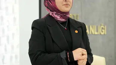AK Partili Kartal’dan Azerbaycan’daki başörtüsü yasağına tepki