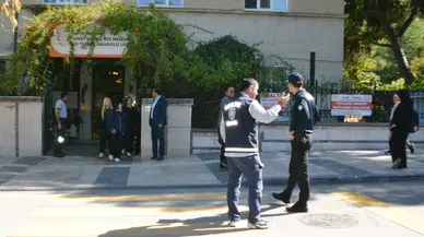 Manisa’da okul önlerinde denetimler gerçekleştiriliyor