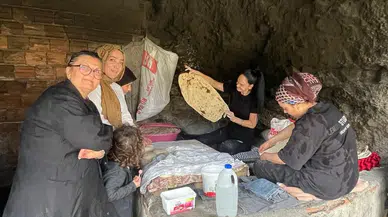 Şentürk Kadınlarla Tandır Ekmeği pişirdi