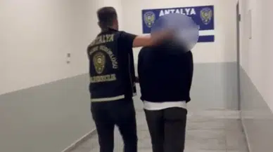 Kendini polis olarak tanıttı, sahte arama izniyle soygun yaptı
