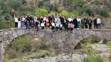 Gençler, sporla Gördes’in tarihini keşfetti