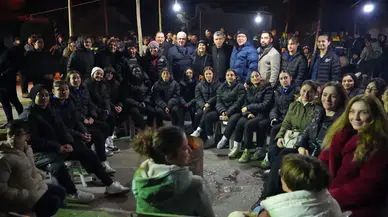 Soma Zafer Spor'dan grev alanındaki işçilere ziyaret