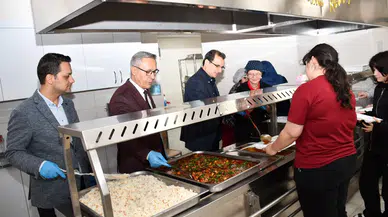 Kaymakam Güldoğan öğrencilerle iftar yaptı