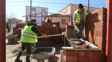 Sarıçam Mahallesi çok amaçlı salonda sona yaklaşıldı