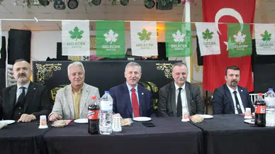 Gelecek Partililer iftar programında bir araya geldi