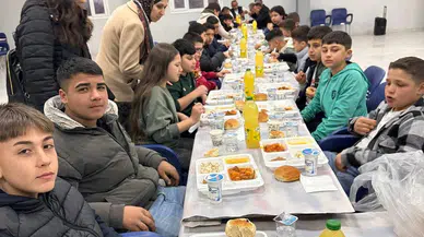 Ramazan ayının birleştirici ruhunu okulda hissettiler