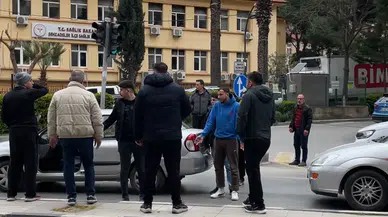 Madde bağımlısı genç trafiği birbirine kattı