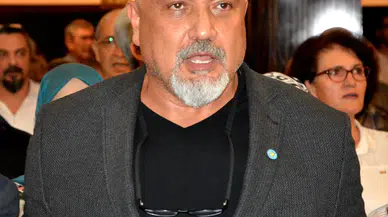 Gürhan Özcan: Mahalle bakkallarına sahip çıkın