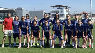 İlçede bir ilk: Kız futbol takımı kuruldu