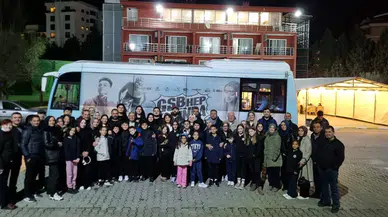 MANİSA’NIN GENÇ RAKETLERİ TÜRKİYE ŞAMPİYONU