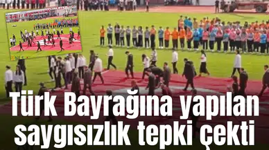 Türk Bayrağına yapılan saygısızlık tepki çekti