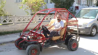 Hurdalardan 20 günde araç yaptı