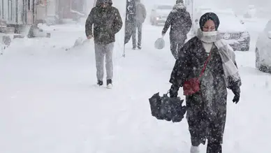 Lapa lapa kar geliyor! 4 gün aralıksız yağacak