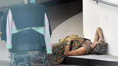 Nereden nereye! Ünlü yıldızı görenler tanıyamıyor