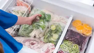 Bozulmasın diye buzluğa atılıyor ama sonuç şaşırtıyor! İşte o yiyecekler