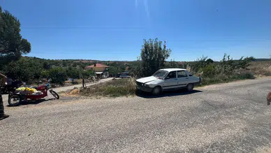 Manisa'da feci kaza: Motosiklet otomobile çarptı