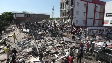 Kolombiya'da son 10 yılın en şiddetli depremi: 7.4 ile sarsıldılar, en az 111 ölü
