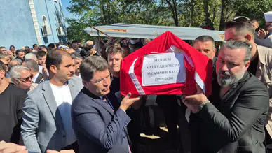 Ölen vali yardımcısı dualarla son yolculuğuna uğurlandı