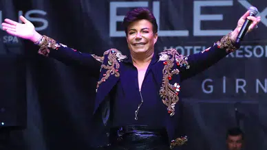 Fatih Ürek son yolculuğuna Haryettin Paşa Camii'nde uğurlanacak