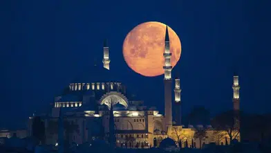 Dolunay Ne Zaman, Saat Kaçta? 2026 Ocak Yengeç Dolunayı ve Burçlara Etkileri