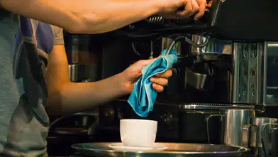 Kahve makinesi nasıl temizlenir? Filtre, espresso ve kapsül makineleri için pratik temizlik yöntemleri
