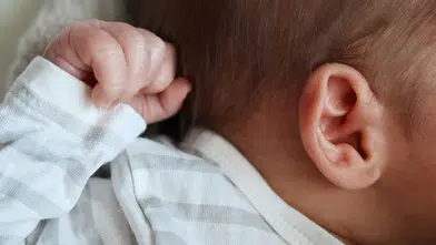 Sessiz Tehlike: Bebeklerde İşitme Kaybı Belirtileri Neler?