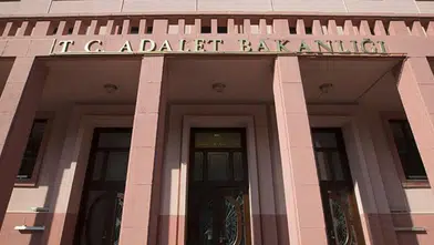 Adalet Bakanlığı’nın 15 bin kişilik alımı için gözler resmi duyuruda: Hangi kadrolar açılacak?