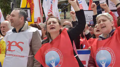Şehzadeler’de yetkiyi Eğitim İş aldı