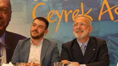 AK Partili Durmaz'dan Yenişehirlioğlu'na destek