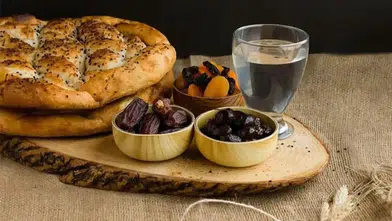 Arefe günü oruç tutacaklar dikkat: Diyanet bayram günleri için hükmü açıkladı