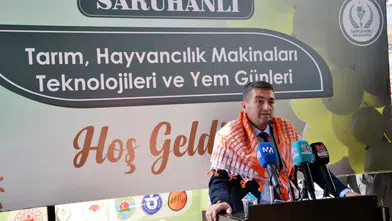 Saruhanlı Belediyesi’nden ova yollarına bakım