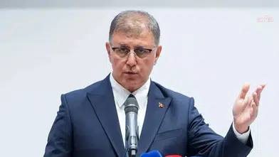 CHP’den İstifa Eden Cemil Tugay Kimdir? İşte Cemil Tugay Hayatı, Mesleği ve Siyasi Geçmişi