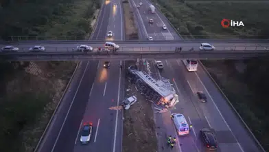 Halı yüklü tır otomobille çarpıştı: 6 yaralı