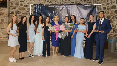 MANİSA SOSYAL BİLİMLER LİSESİ’NDEN GALA GECESİ