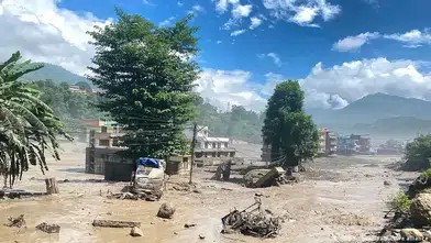 Nepal’i vuran selde şaşırtan gerçek! Bölgede yağmur bile yağmamıştı