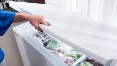 Derin dondurucudaki kötü koku nasıl giderilir? Önce kaynağı bulun, sonra temizleyin