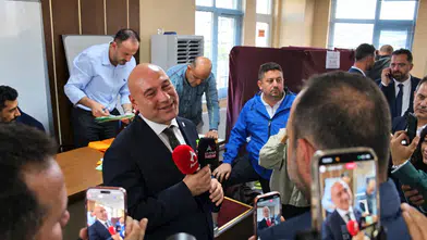 Akhisar Ticaret Borsası’nda Alper Alhat güven tazeledi