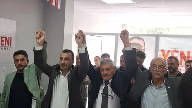 YENİ Parti Selendi’de Zeki Özkan yeniden ilçe başkanı seçildi
